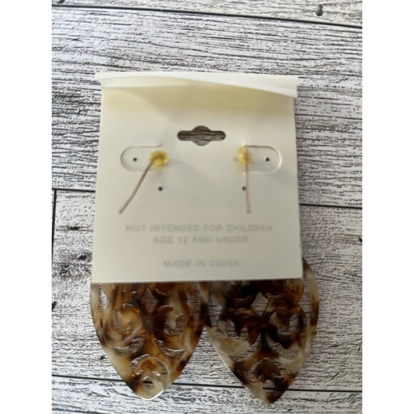 Cato Lucite Dangle Drop Earrings Gold Tone Brown/Tan Nickel Free - Picture 4 of 4